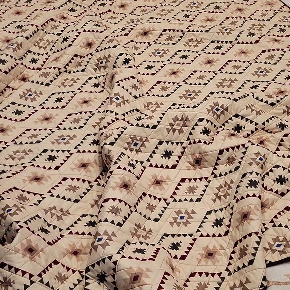 Donna Sharp Queen Quilt Set - Picture 3 of 7